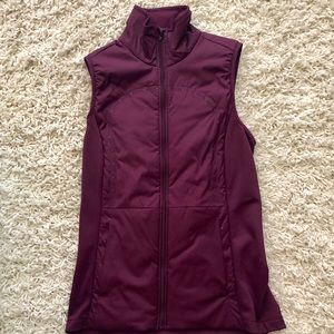 Lululemon - Down for a Run Vest - 6
